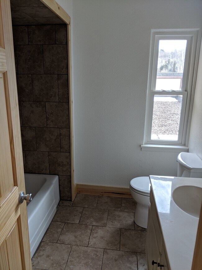 S308 Sabin Ave, Unit #1 spring valley rental in Spring Valley, WI - Foto de edificio - Building Photo