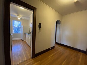 116 College Ave, Unit 44 in Somerville, MA - Foto de edificio - Building Photo