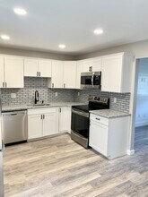 52 Carol Ave in Killingly, CT - Building Photo - Building Photo