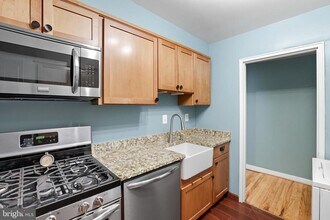 2302 Colston Dr in Silver Spring, MD - Building Photo - Building Photo