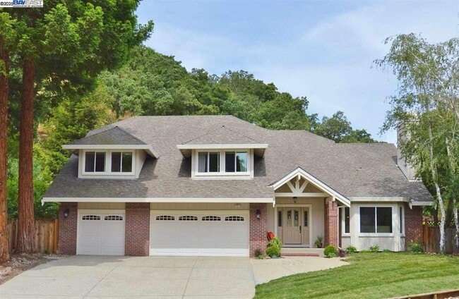 property at 2051 Pebble Dr