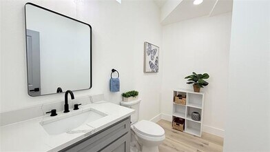 1505 Fordham Rd in Dallas, TX - Building Photo - Building Photo