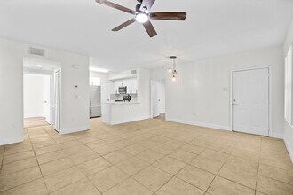 158 SW Peacock Blvd, Unit 30-104 in Port St. Lucie, FL - Building Photo - Building Photo