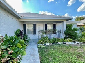 337 Roundup Cir in Edinburg, TX - Building Photo - Building Photo