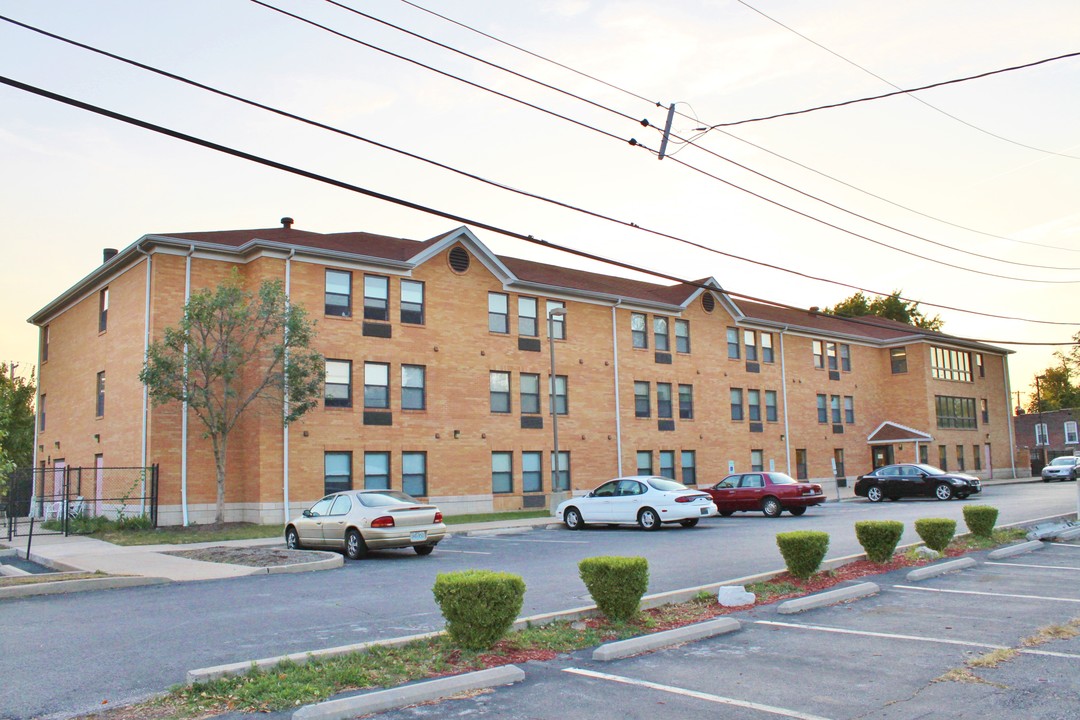 Latter Glory Manor Apartments in St. Louis, MO - Building Photo