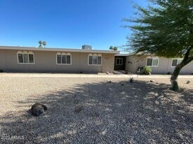 16810 N Boswell Blvd