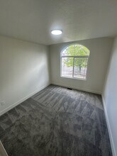 4433 Mankato St in Riverton, UT - Building Photo - Building Photo