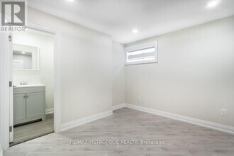 62 Davelayne Rd in Toronto, ON - Building Photo - Building Photo