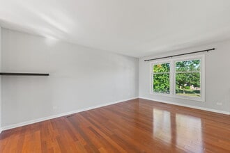 147 Majestic Dr in Lombard, IL - Building Photo - Building Photo