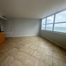 209 N Fort Lauderdale Beach Blvd, Unit 15G in Fort Lauderdale, FL - Foto de edificio - Building Photo