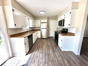 208 Lone Elm Dr in Carl Junction, MO - Building Photo - Building Photo