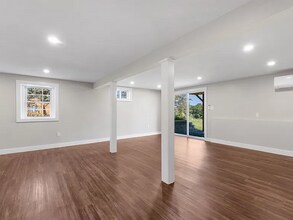 84 Old Lake Shore Rd in Gilford, NH - Building Photo - Building Photo