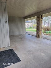 122 Dovenshire Dr in Crossville, TN - Building Photo - Building Photo