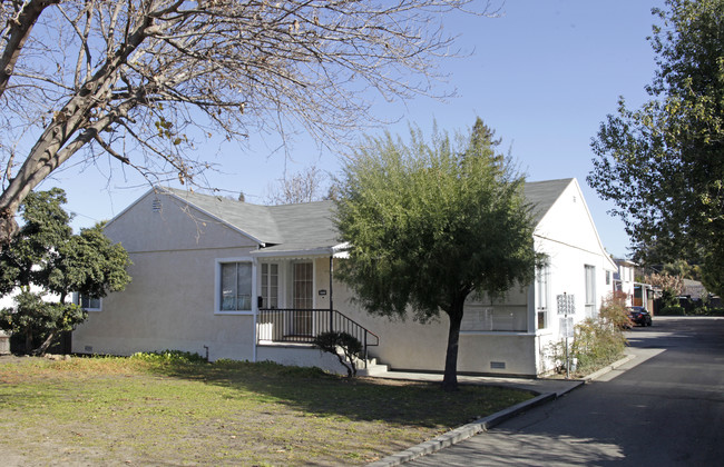 19940-19948 Camden Ave in Hayward, CA - Building Photo - Building Photo