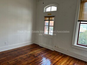 215 Main St in Barnesville, GA - Building Photo - Building Photo