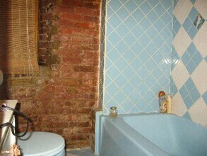 254 E 3rd St in New York, NY - Building Photo - Building Photo