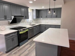 848 E Northridge Ave in Glendora, CA - Foto de edificio - Building Photo