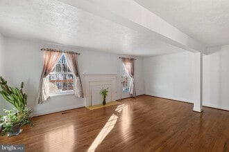 10877 Olde Woods Way in Columbia, MD - Building Photo - Building Photo