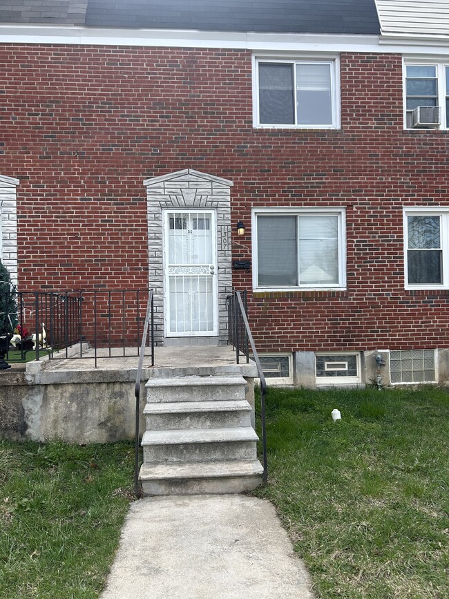 property at 1307 Hillsway Ct