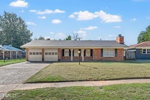 2710 Higgins Dr in Shreveport, LA - Building Photo