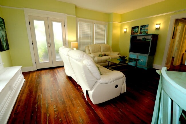 2016 Hallwood Pl, Unit 3 in Melbourne, FL - Building Photo - Building Photo