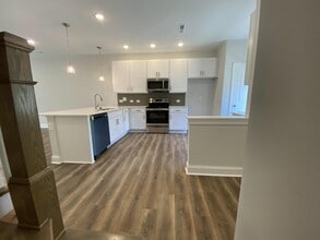 339 Old Grove Ln in Apex, NC - Building Photo - Building Photo