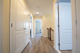 15446 Painters Cove Way in Haymarket, VA - Building Photo - Building Photo