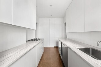 328 W 86th St in New York, NY - Building Photo - Building Photo