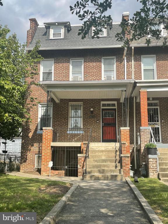property at 4613 Georgia Ave NW
