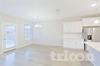 608 Cherry Hill Rd in Red Oak, TX - Building Photo - Building Photo