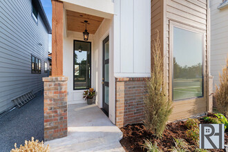 731 W Main St in Edmond, OK - Building Photo - Building Photo