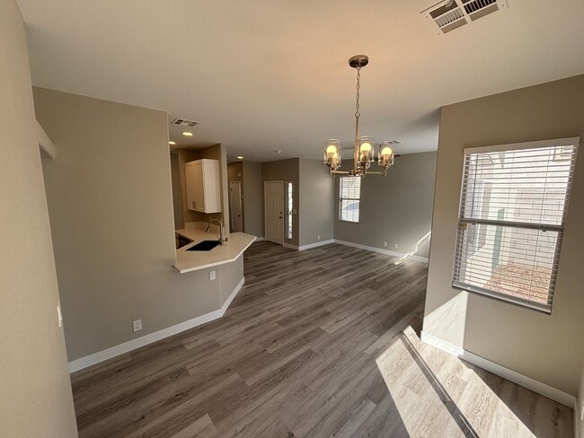 7224 Whisper Heights Ct in Las Vegas, NV - Building Photo - Building Photo