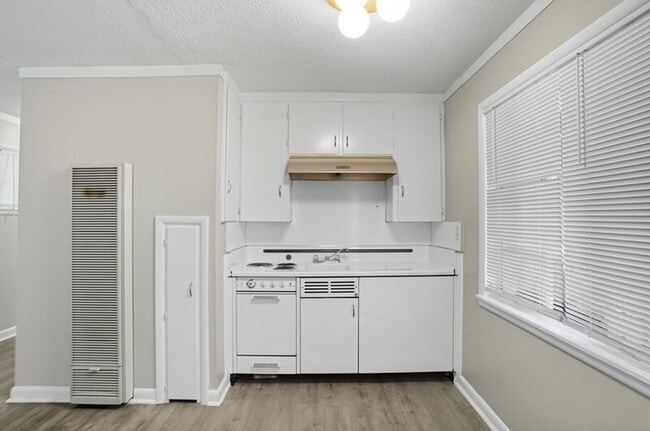 1644 S Knoxville Ave in Tulsa, OK - Building Photo - Building Photo