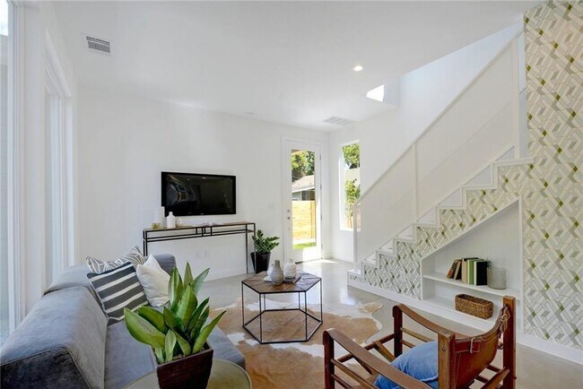 5514 Avenue H in Austin, TX - Foto de edificio - Building Photo