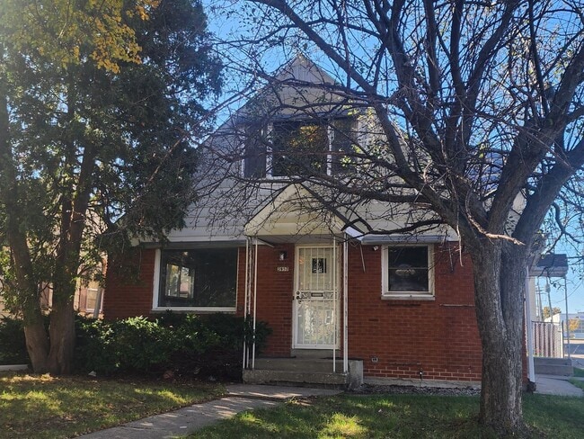 property at 3959 N 75th St