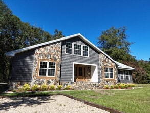 171 Longwood Dr in Thomasville, GA - Building Photo - Building Photo