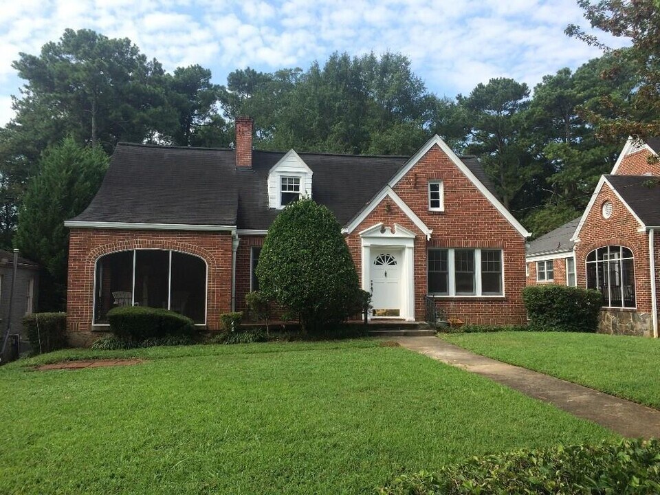 1171 E Rock Springs Rd NE in Atlanta, GA - Building Photo