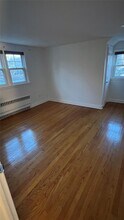 2 Wyman St in Rye Brook, NY - Building Photo - Building Photo