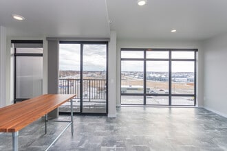 Echo at The Lights in West Fargo, ND - Foto de edificio - Interior Photo