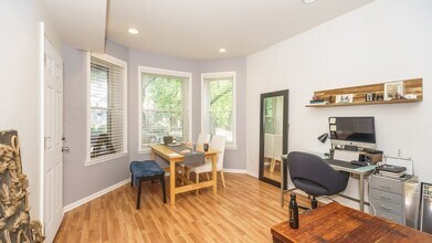 1844 N Whipple St in Chicago, IL - Building Photo - Building Photo