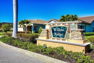 2925 Willow Ridge Ct in Ft. Myers, FL - Building Photo - Building Photo