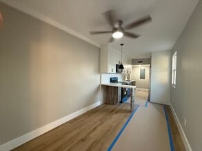 3520 SW 88th Pl, Unit 2 in Miami, FL - Building Photo - Building Photo