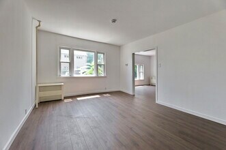 26 Harrison Ave in Waldwick, NJ - Building Photo - Building Photo