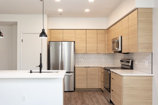 Thomas Apartments in Studio City, CA - Foto de edificio - Interior Photo