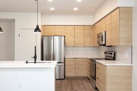 Thomas Apartments in Studio City, CA - Building Photo - Interior Photo