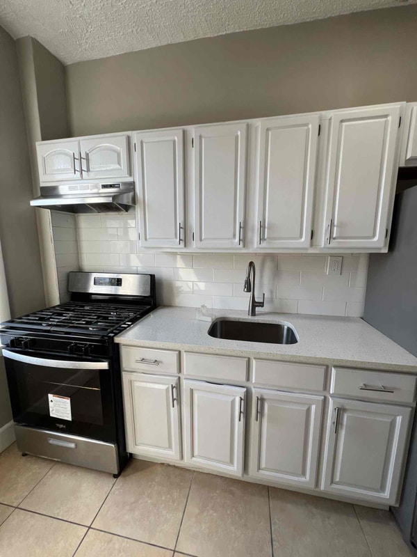 157 S Harrison St in East Orange, NJ - Building Photo - Building Photo