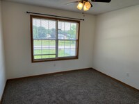 904 S Whippoorwill Dr photo'