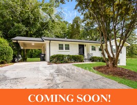 983 Overbrook Cir in Marietta, GA - Building Photo