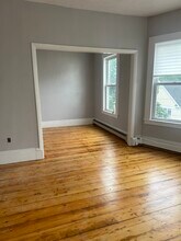 19 Dewey St in Boston, MA - Foto de edificio - Building Photo