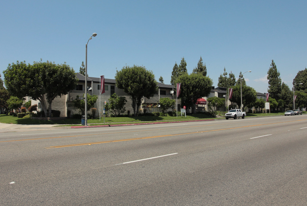 Woodbriar Apartments in Downey, CA - Foto de edificio